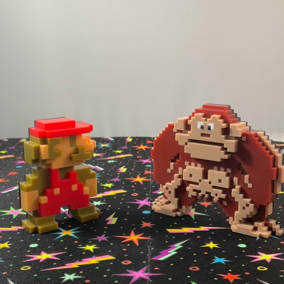 Pre-owned Jakks World of Nintendo 8-Bit Mario and Donkey Kong - Picture 16 of 16